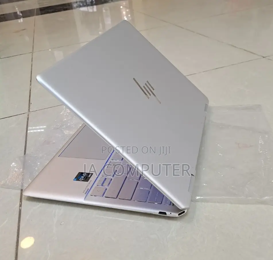 New Laptop HP Spectre 16GB Intel Core I5 SSD 512GB