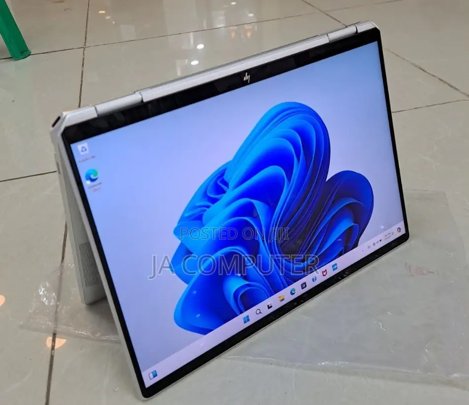 New Laptop HP Spectre 16GB Intel Core I5 SSD 512GB