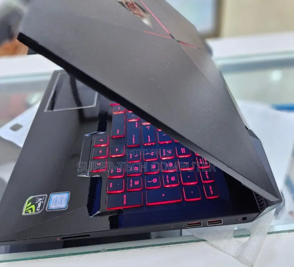 New Laptop HP Omen X 8GB Intel Core I7 HDD+SSD 1T
