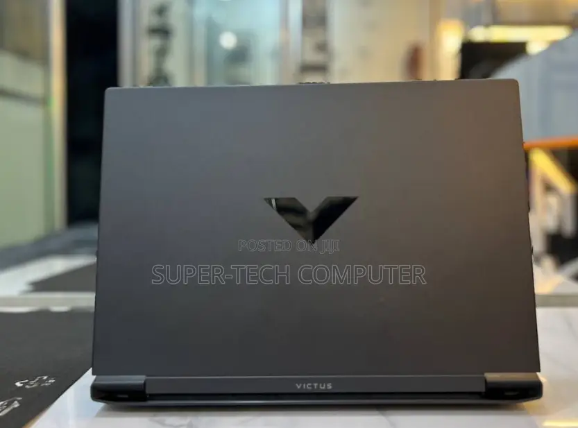 New Laptop HP Victus 15 16GB AMD Ryzen 5 SSD 1T