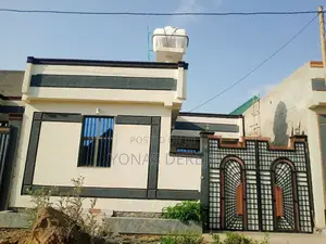 5bdrm House in Dukem, East Shewa for sale