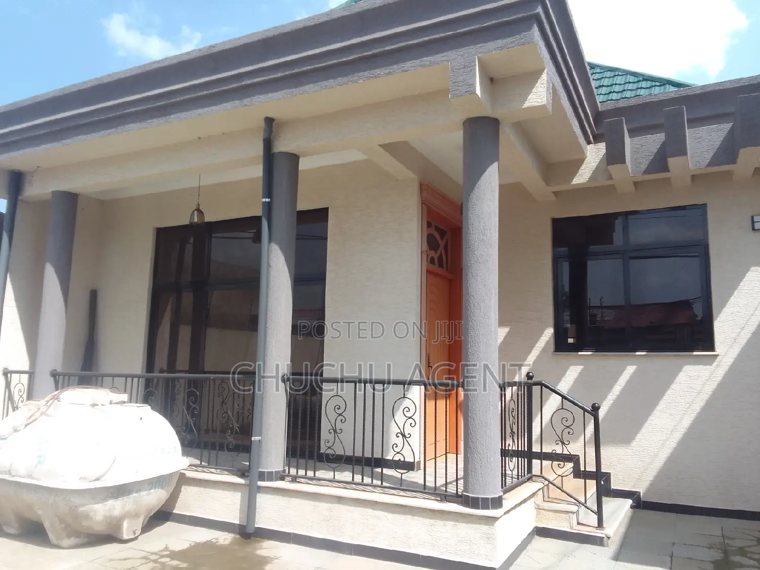 3bdrm House in Bole for sale