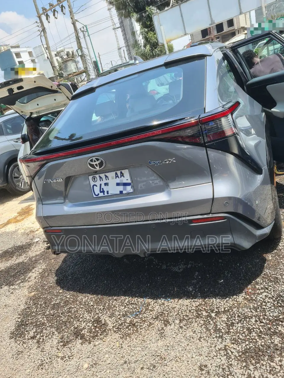 Toyota bZ4X 71.4 kWh FWD 2023 Gray