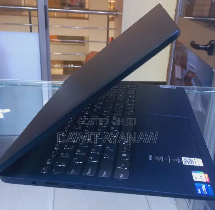 New Laptop Lenovo Flex 5 16GB Intel Core I7 SSD 512GB