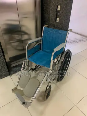 እገራቸውን ማስተካከል የሚችለው ዌ ል ቸር /Wheelchair/Whselchair/Secondhand