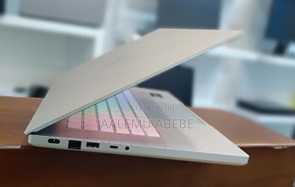 New Laptop Razer Blade 16GB Intel Core I7 SSD 512GB