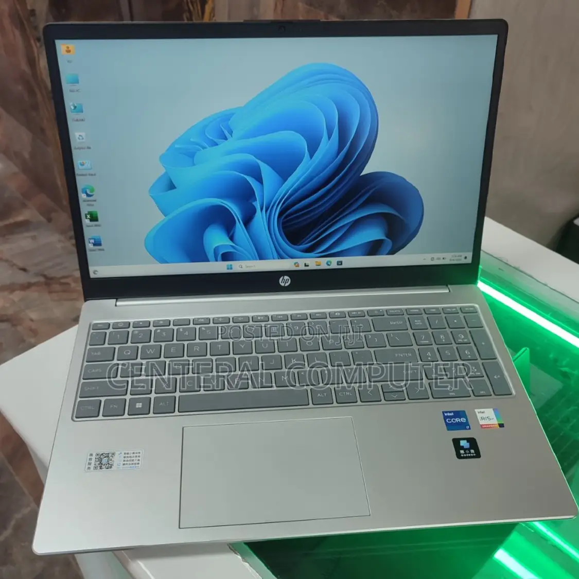New Laptop HP Stream 14 Pro G3 16GB Intel Core I7 HDD 1T