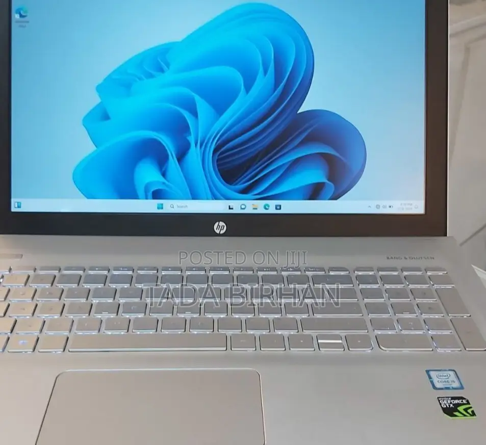 Laptop HP Envy X360 8GB Intel Core I5 HDD+SSD 1T