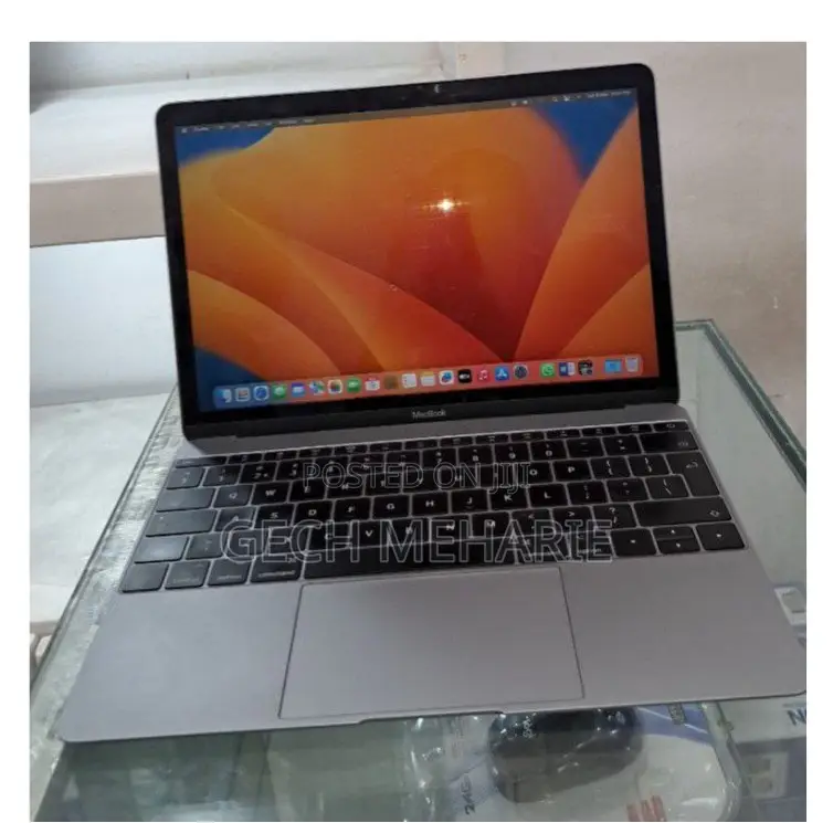 New Laptop Apple MacBook Pro 2017 16GB Intel Core I7 SSD 1T