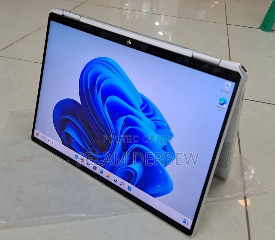 New Laptop HP Spectre X360 8GB Intel Core I5 SSD 512GB