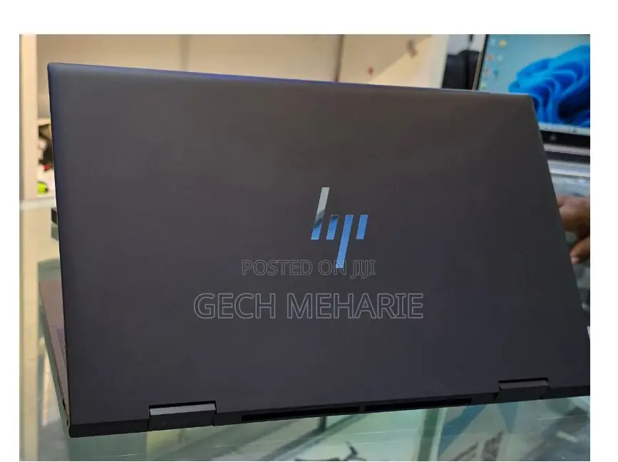 New Laptop HP Envy X360 8GB AMD Ryzen 5 SSD 512GB