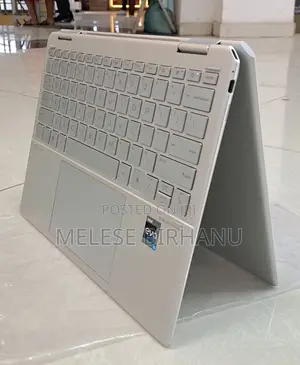 New Laptop HP Spectre 14 8GB Intel Core I5 SSD 512GB