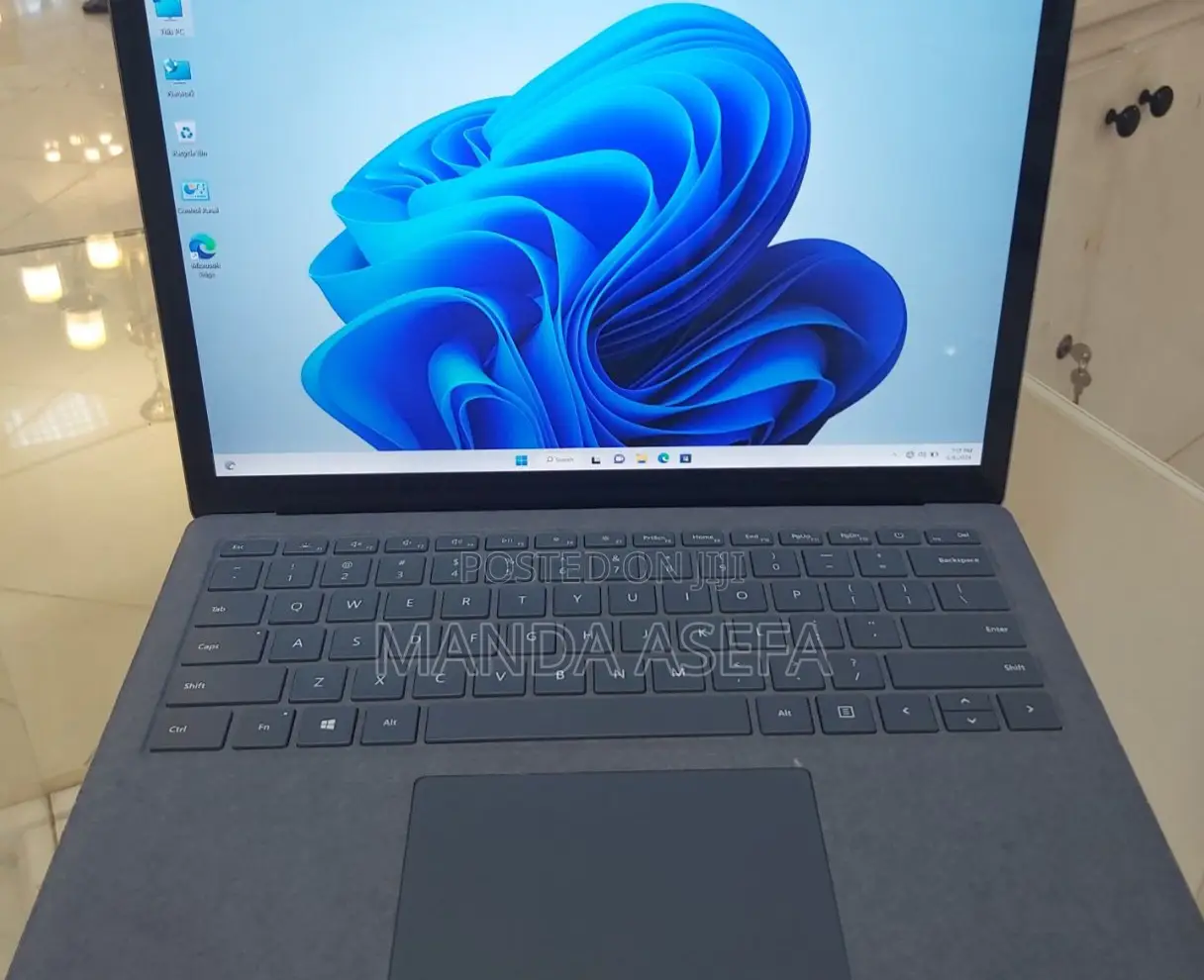 New Laptop Microsoft Surface Laptop 4 8GB Intel Core I5 SSD 512GB
