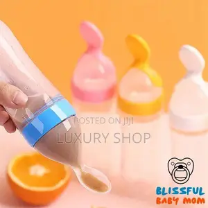 የህፃናት መመገቢያ ጡጦ