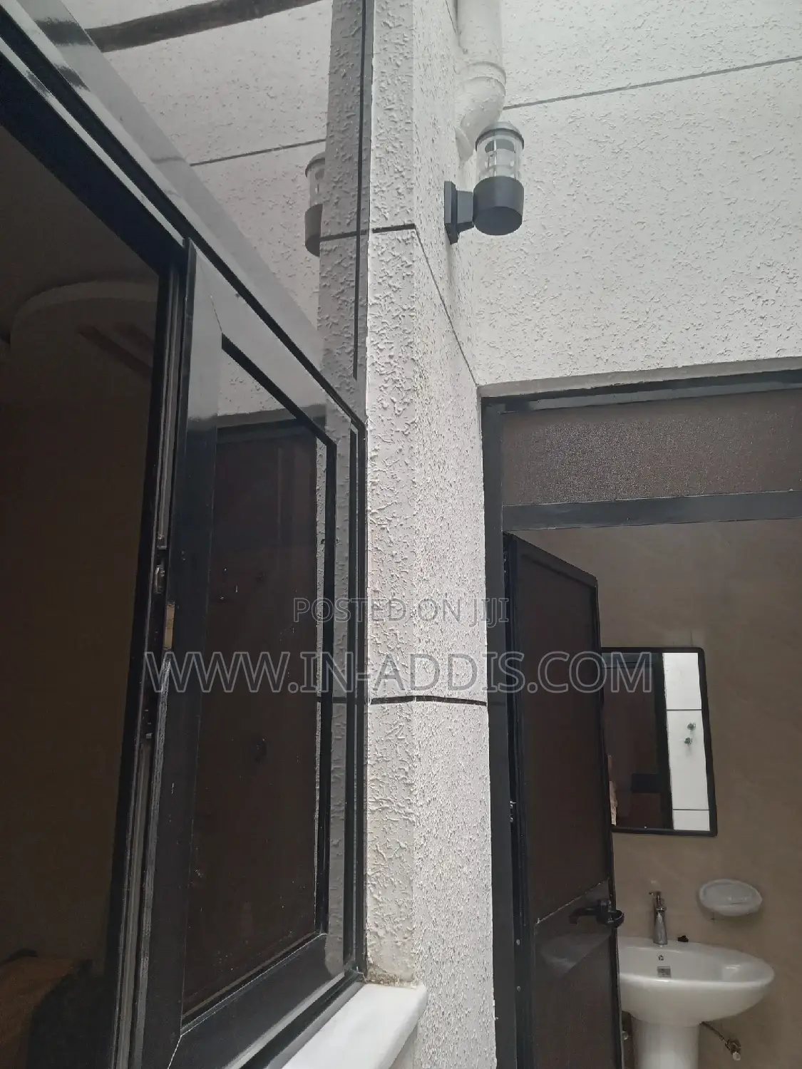 3bdrm Villa in Private, Akaky Kaliti for sale