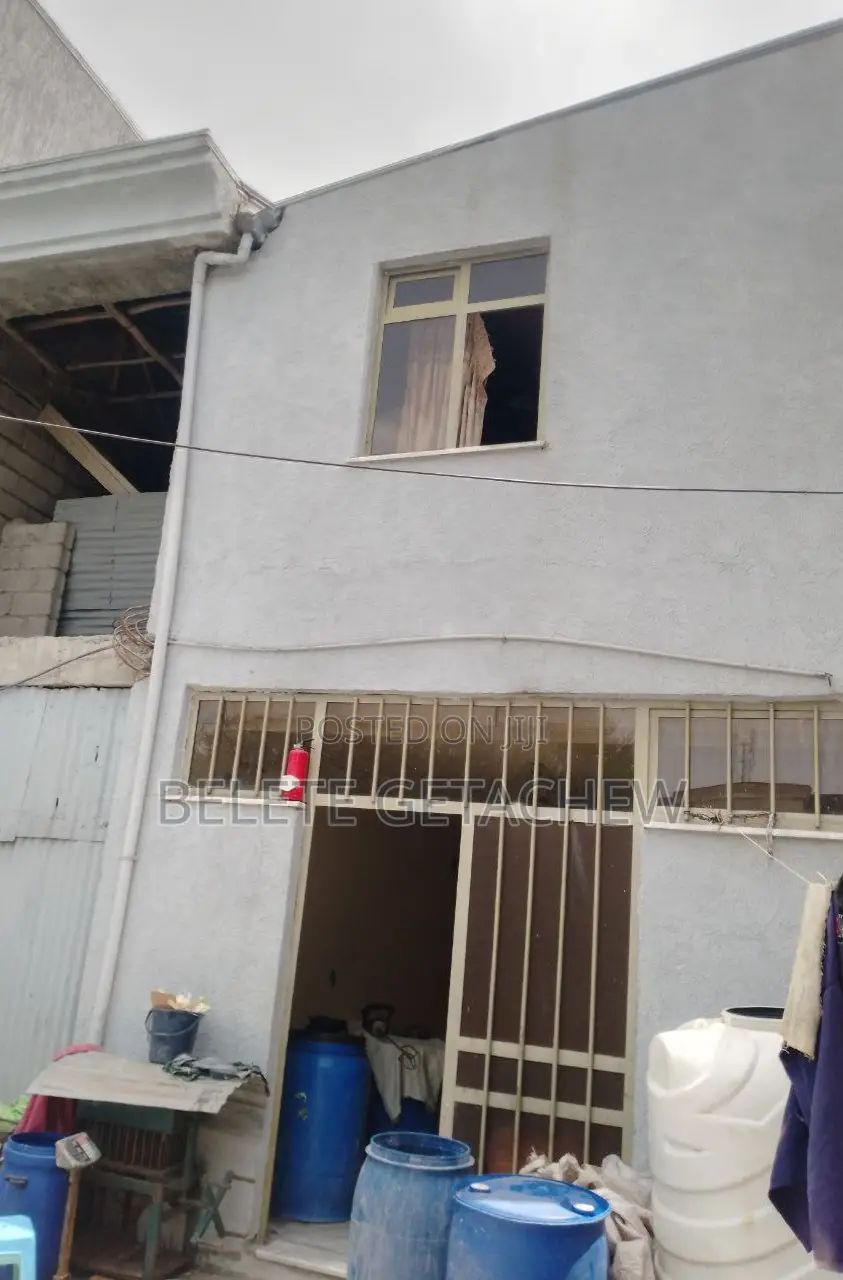 7bdrm Duplex in Semit, G+1 Luxury, Bole for sale