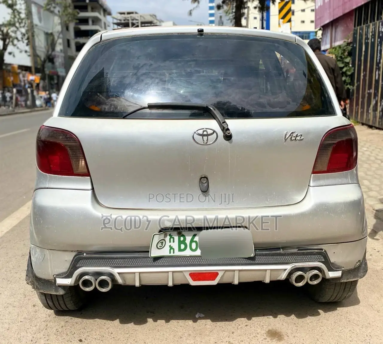 Toyota Vitz 2001 Silver