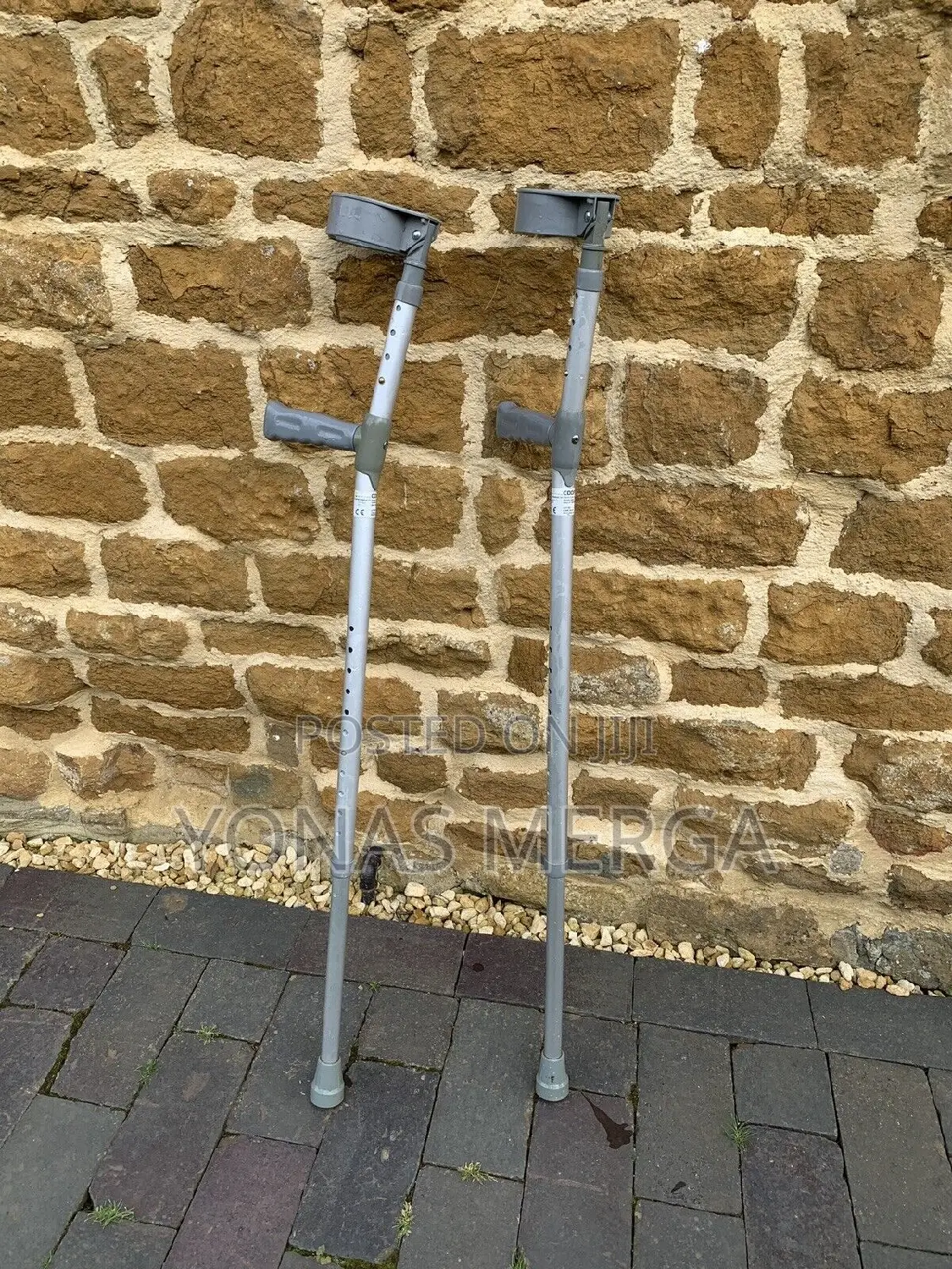 Aluminium Forearm Double Adjustable Crutche Walking Aid