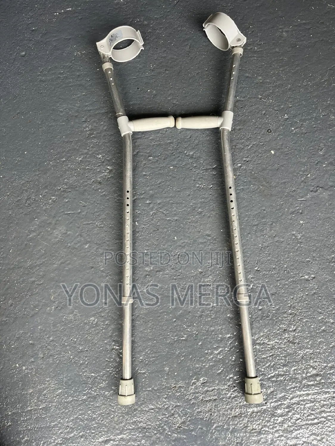 Adjustable Elbow Crutches (Pair) With Anatomic Grip/ክራንች/