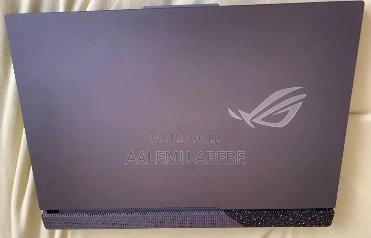 New Laptop Asus ROG Strix G17 32GB AMD Ryzen 9 SSD 1T