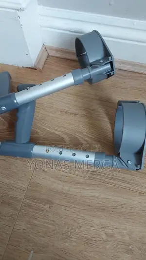 Crutches邪cranch小crunch垚ክራንች/Pair + Come With Plastic Grips