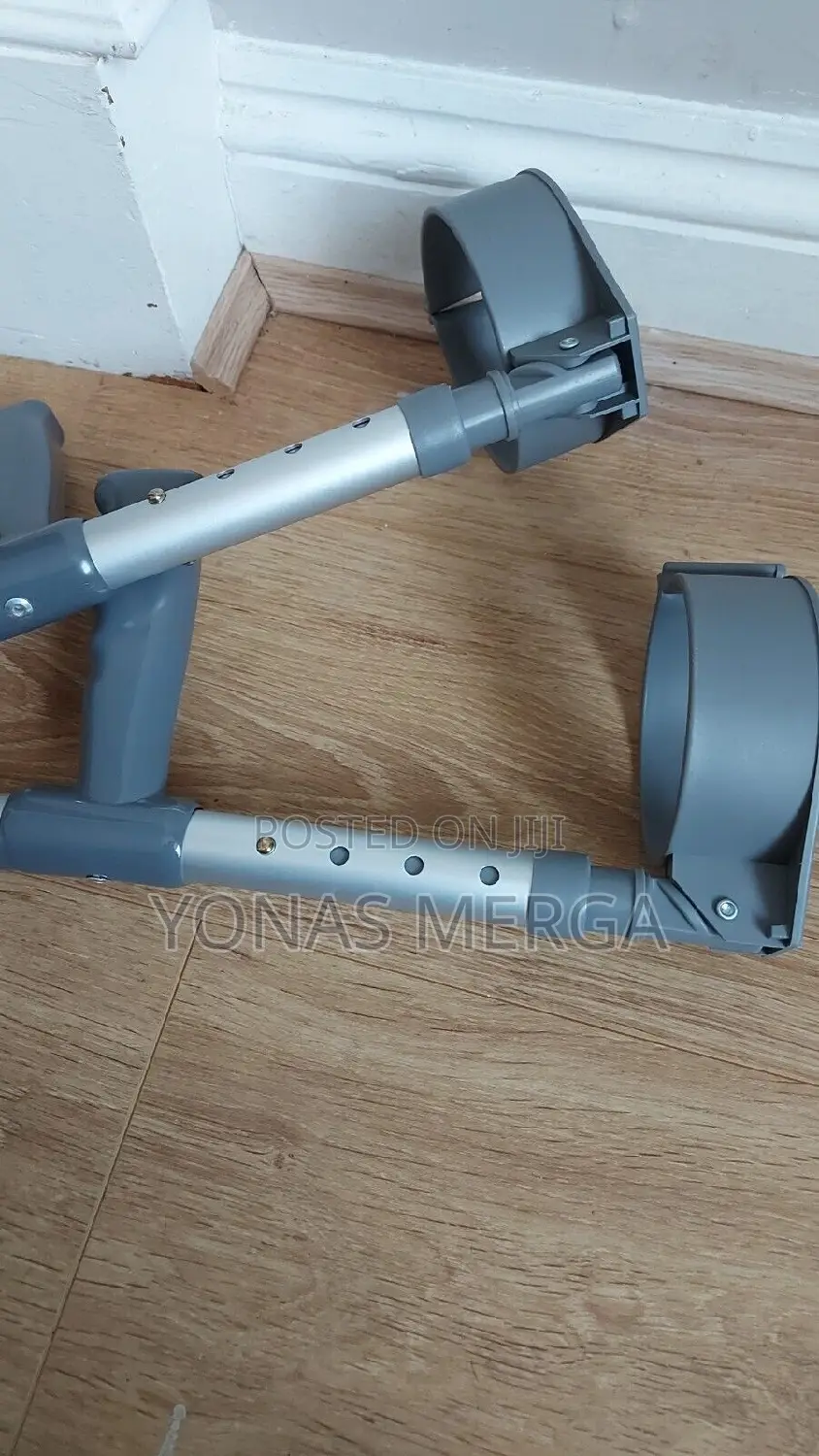 Crutches邪cranch小crunch垚ክራንች/Pair + Come With Plastic Grips