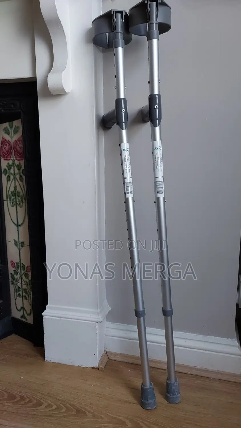 Crutches邪cranch小crunch垚ክራንች/Pair + Come With Plastic Grips