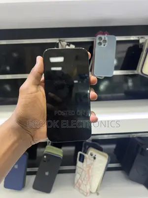 Photo - Apple iPhone 14 Pro 256 GB Black