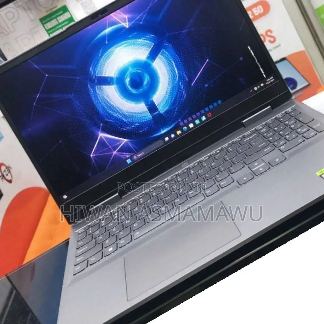 New Laptop Lenovo Ideapad 3-14iil05 8GB Intel Core I5 SSD 1T