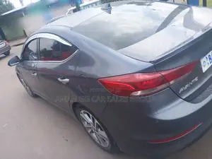 Hyundai Avante 2016 Gray