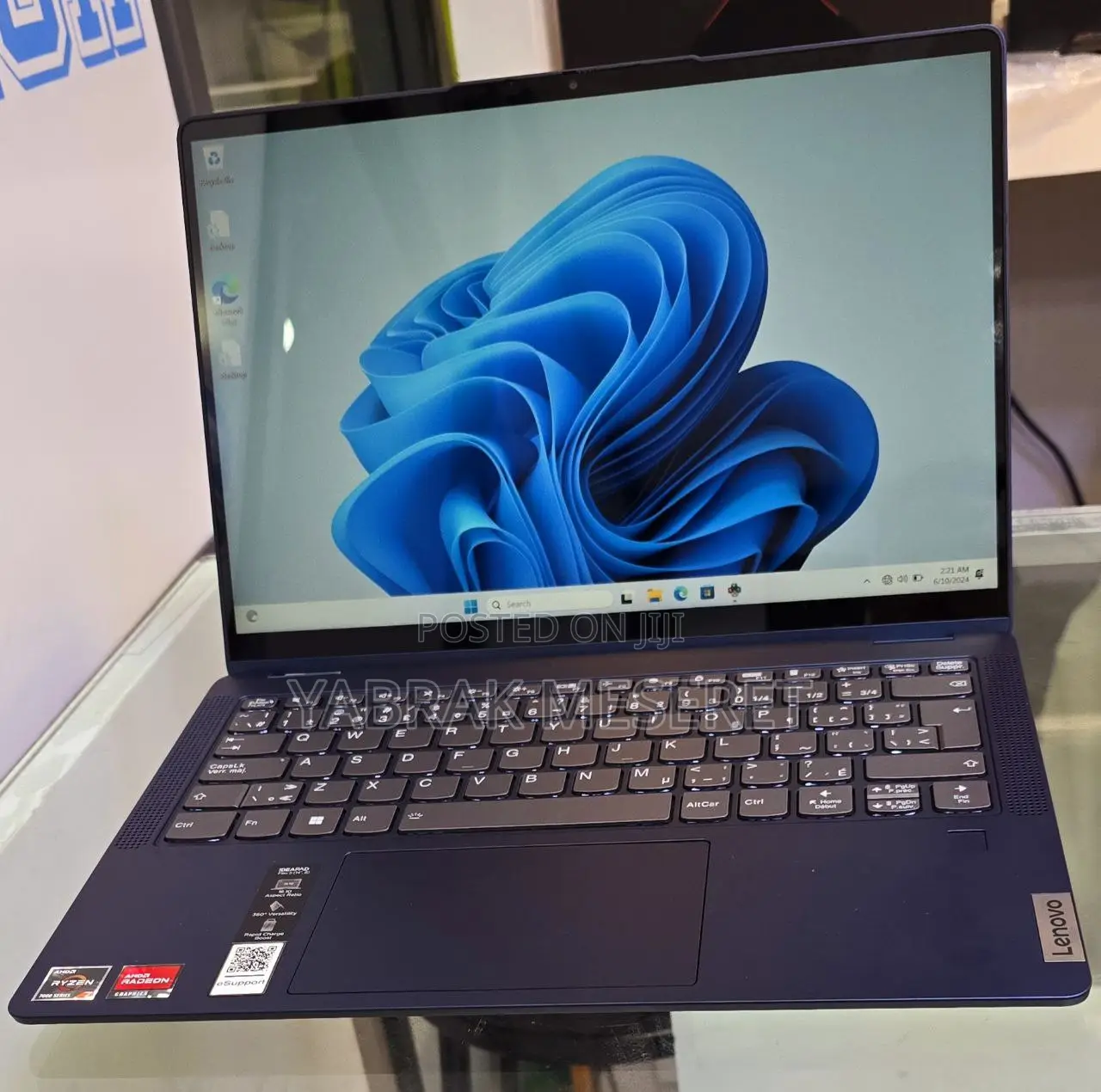 New Laptop Lenovo Flex 5 16GB AMD Ryzen 7 SSD 512GB