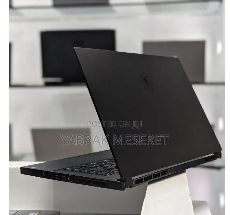 New Laptop MSI Katana 15 16GB Intel Core I7 SSD 1T