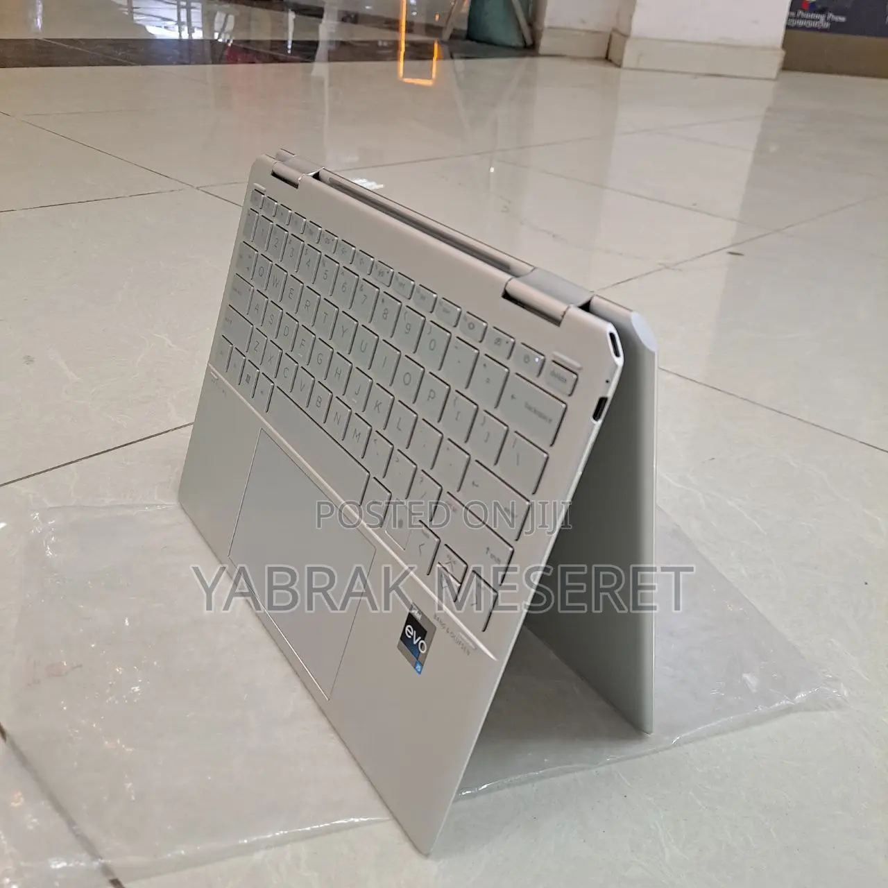 New Laptop HP Spectre 16GB Intel Core I5 SSD 1T