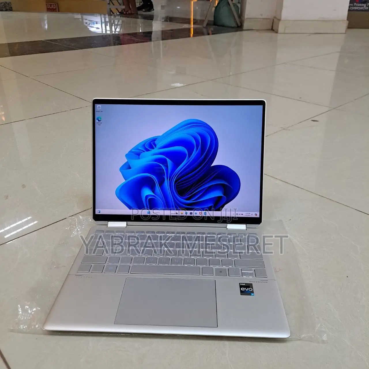 New Laptop HP Spectre 16GB Intel Core I5 SSD 1T