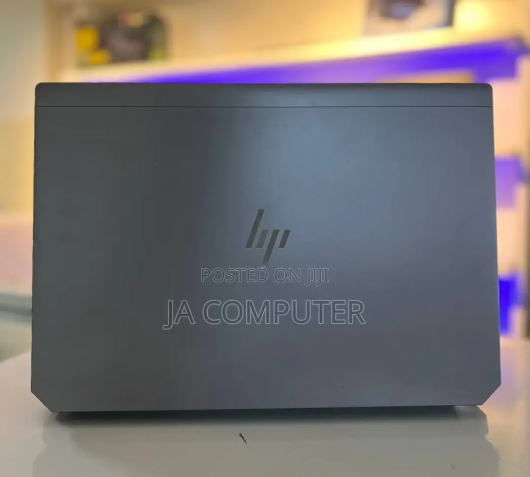 New Laptop HP ZBook Studio 32GB Intel Core I7 SSD 512GB