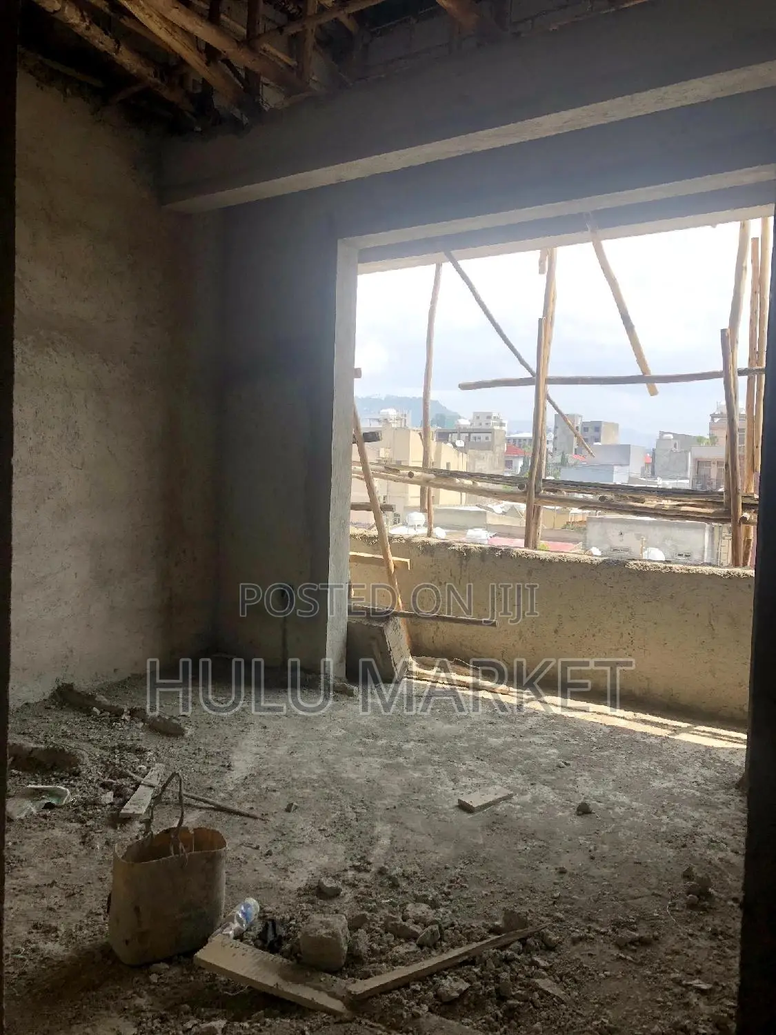 6bdrm House In Ayat For Sale