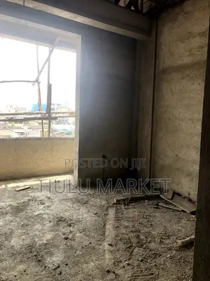 6bdrm House In Ayat For Sale