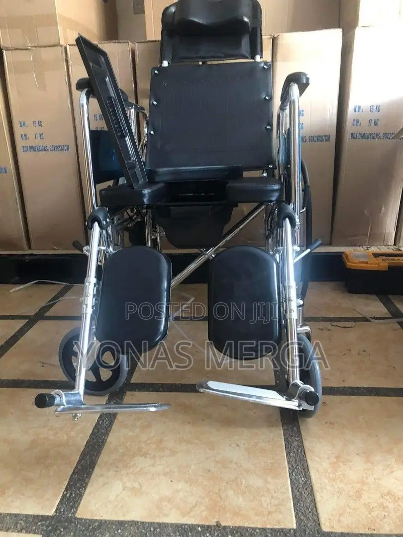 Aluminium Wheelchair  Premium Quality Wheelchair/Welchair/