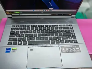 New Laptop Acer Predator Triton 300 2GB Intel Core I7 SSD 2T