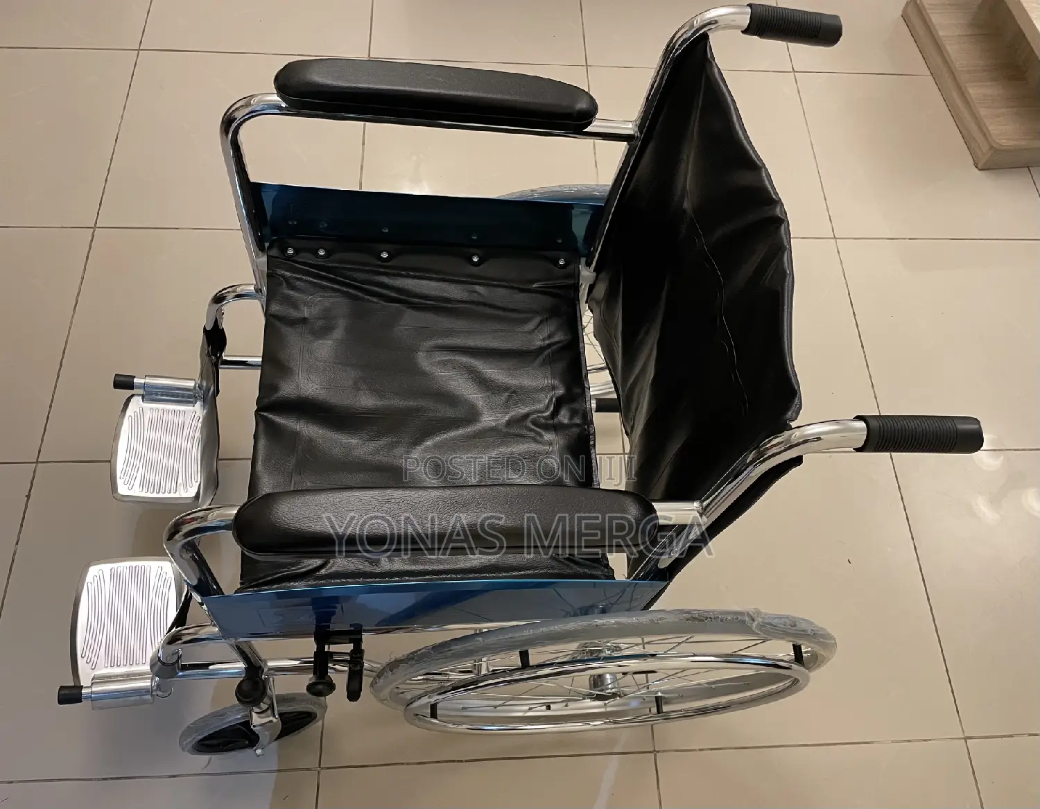 Normal Wheelchair除solid Tyre為wheelchair竹easy to Drive/ዊልቼር