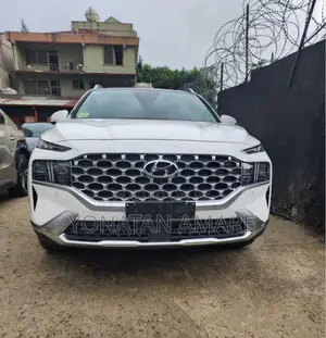 Photo - Hyundai Santa Fe 2023 White