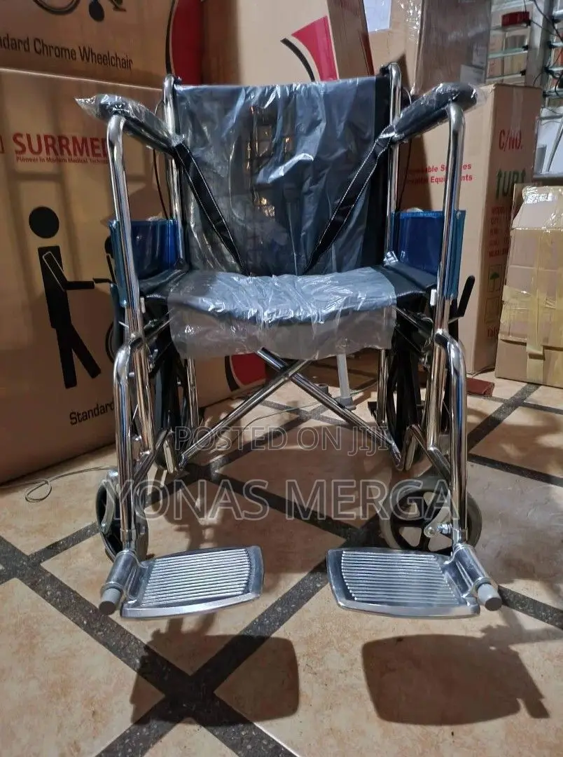 Brand New Foldable Wheelchair光gtmedit
Wheelchair
Foldable
