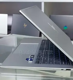 New Laptop HP EliteBook 840 G9 16GB Intel Core I7 SSD 512GB
