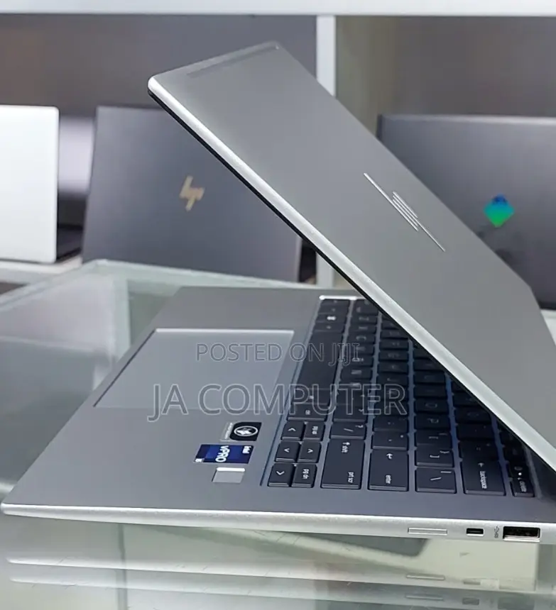 New Laptop HP EliteBook 840 G9 16GB Intel Core I7 SSD 512GB