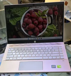 New Laptop HP Pavilion 14 8GB Intel Core I7 HDD+SSD 256GB
