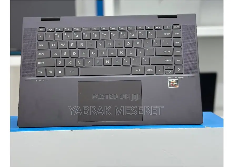 New Laptop HP Envy X360 16GB AMD Ryzen 5 SSD 512GB
