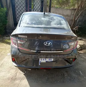 Hyundai I10 2022 Gray