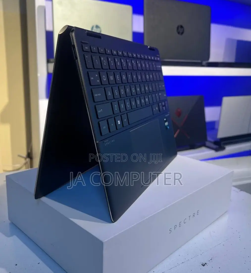 New Laptop HP Spectre 16GB Intel Core I7 SSD 1T