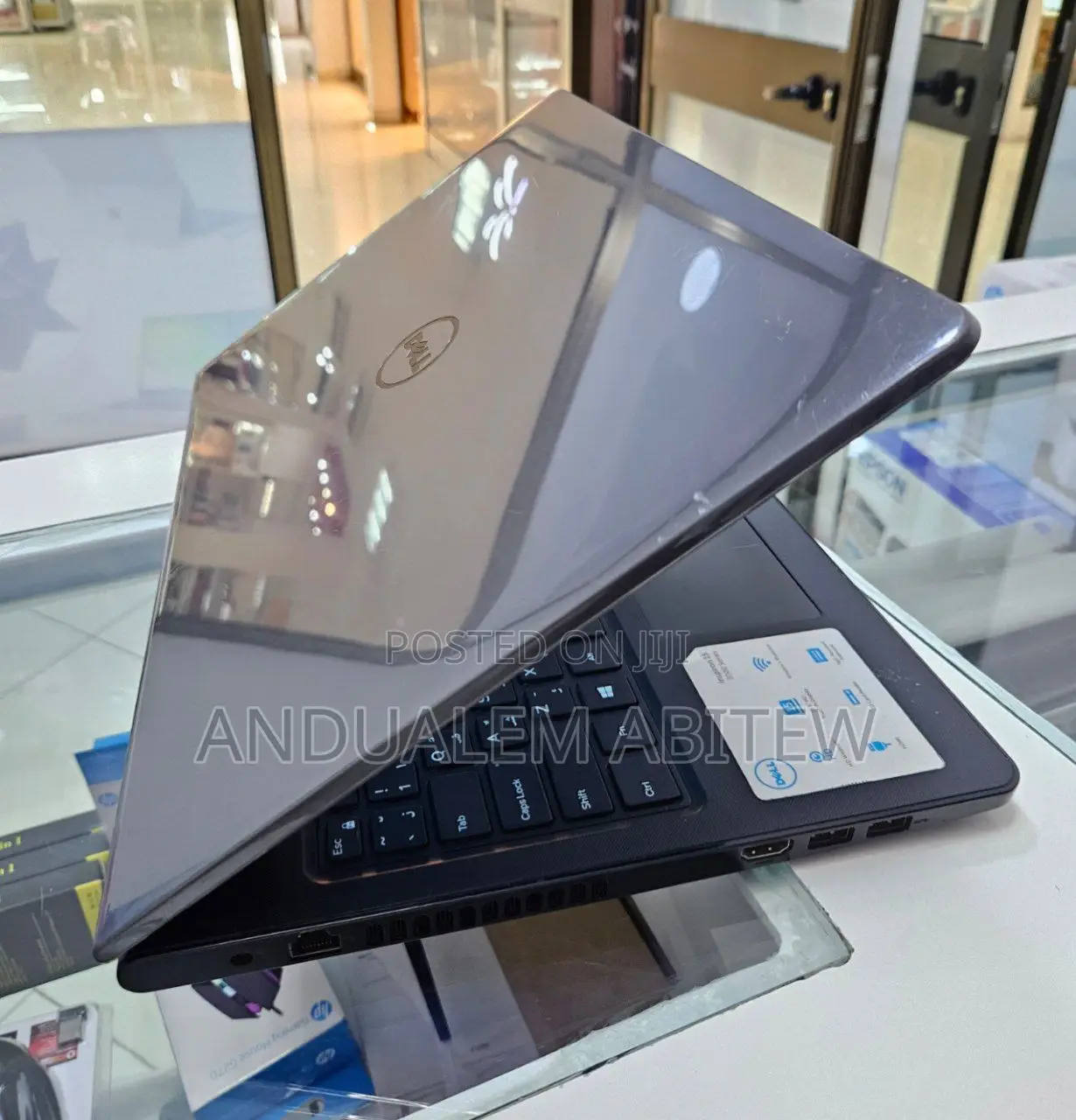 New Laptop Dell Inspiron 15 4GB Intel Core I3 HDD 500GB