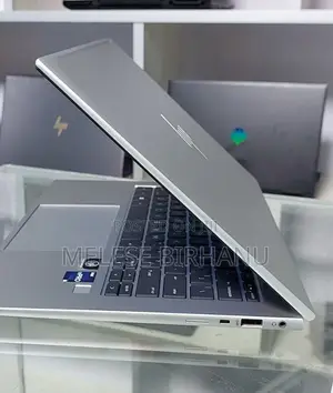 New Laptop HP EliteBook 840 G9 16GB Intel Core I5 SSD 512GB